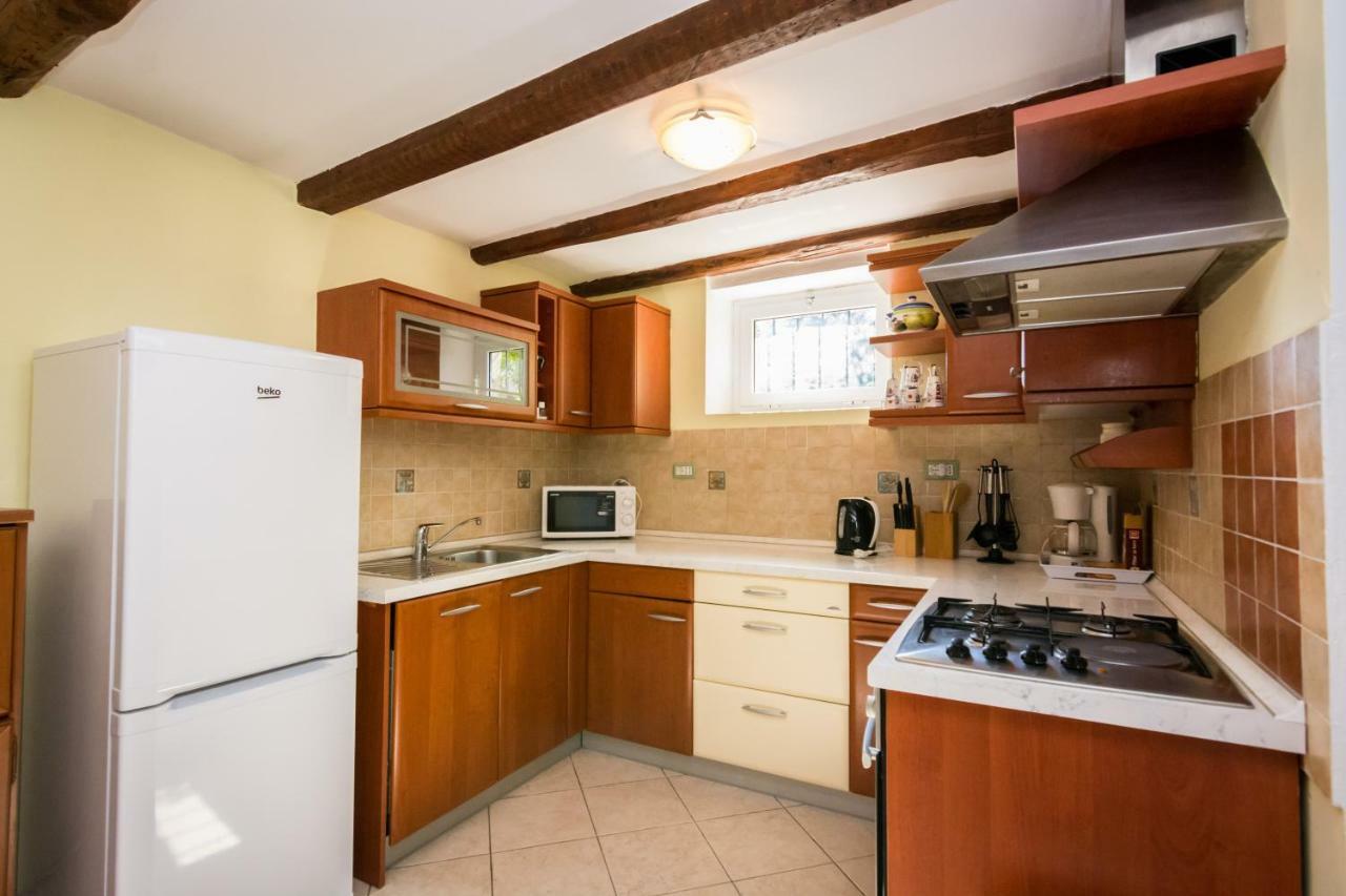 Villa Melita أوباتيا المظهر الخارجي الصورة